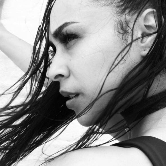 Meet your Posher, Fiona - Picture 1 of 1